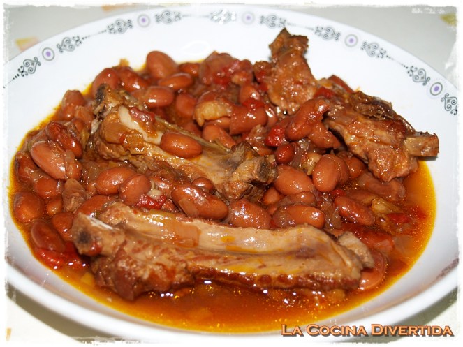 alubias pintas con costillas