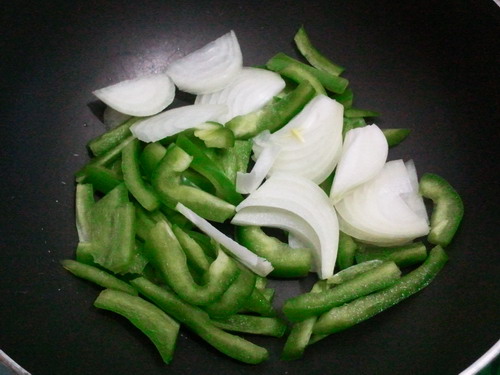 Tortilla de pimiento y calabacín