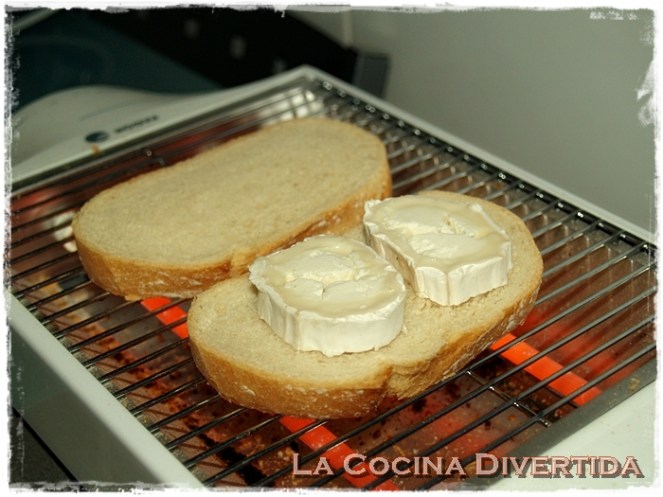 Sandwich de salmon y queso