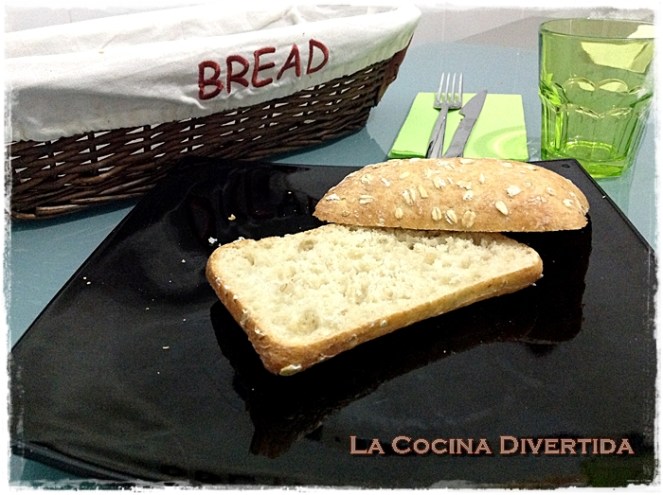 Bocadillo de solomillo de cerdo en salsa con huevo a baja temperatura