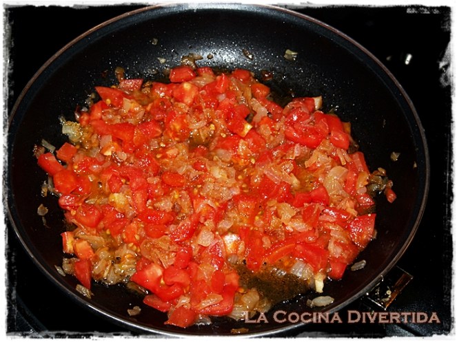 Gratinado de nidos de pasta con carne y champiñones