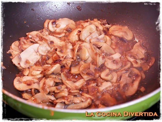 Solomillo de pavo al Strogonoff