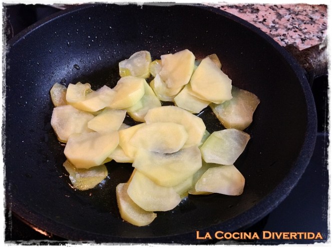 sandwich lacon patatas pimientos