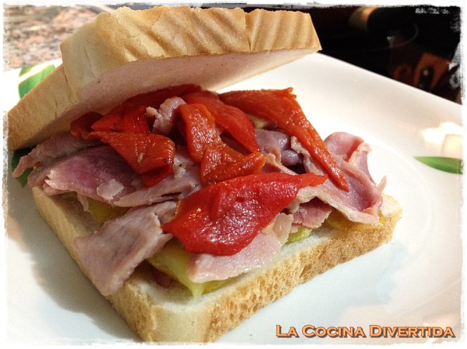 sandwich lacon patatas pimientos