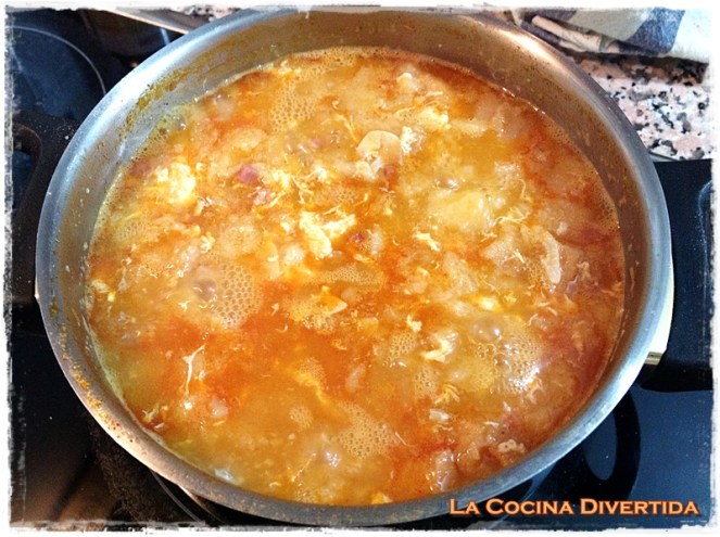 sopas de ajo castellanas