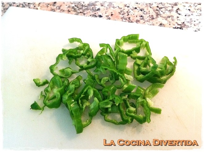 revuelto de ajetes tiernos con crujiente de jamón