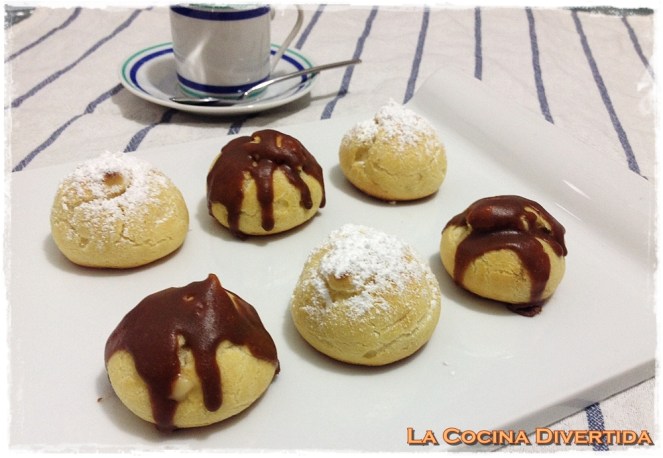 profiteroles rellenos de crema pastelera
