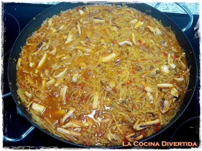 fideos con calamares