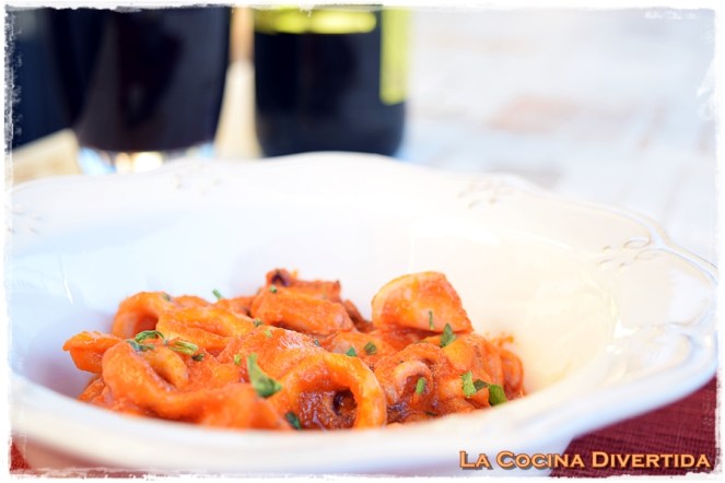 calamares con tomate natural