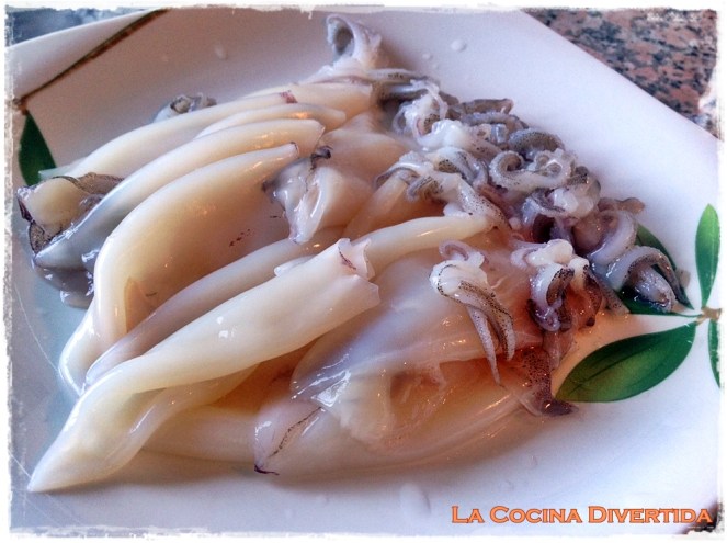 calamares con tomate natural