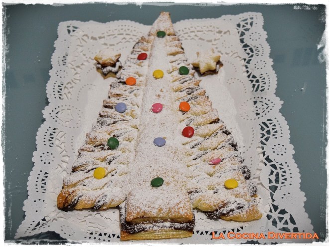 Árbol de Navidad de hojaldre y chocolate