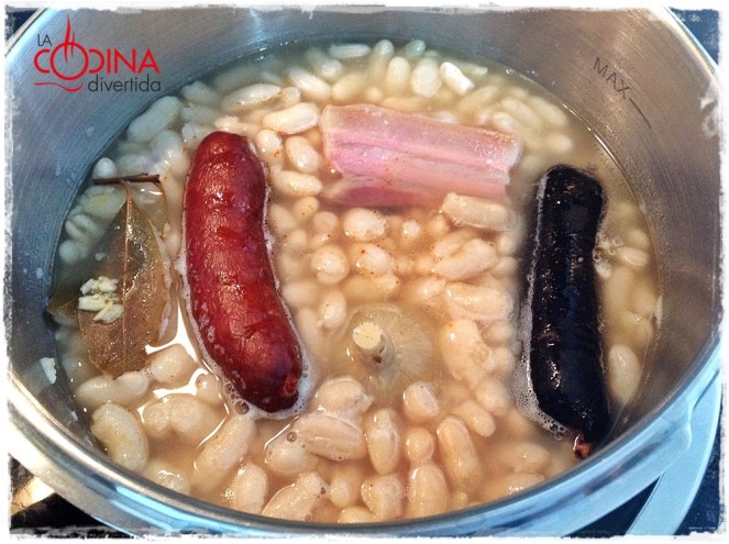 alubias blancas con compango