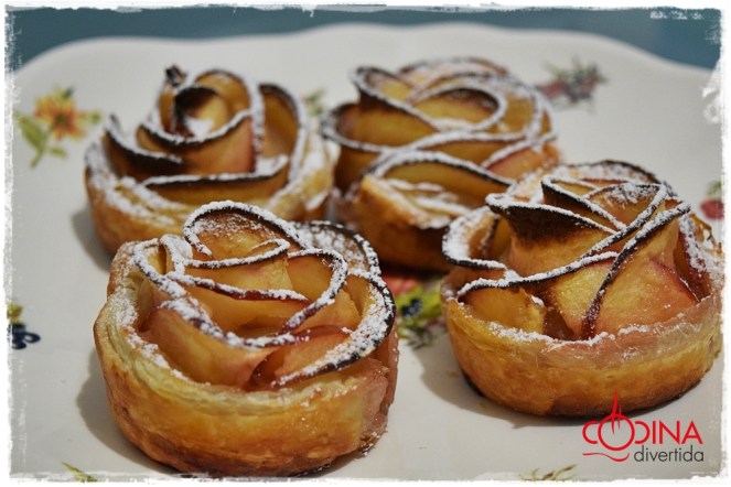 flores de hojaldre y manzana