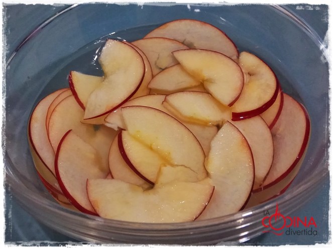 flores de hojaldre y manzana