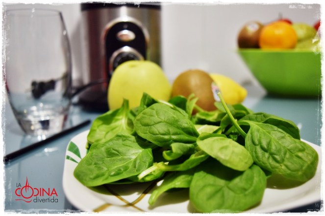 smoothie esponacas kiwi manzana