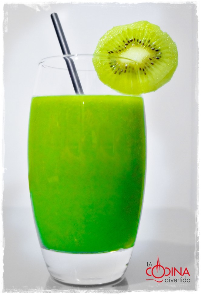 smoothie esponacas kiwi manzana