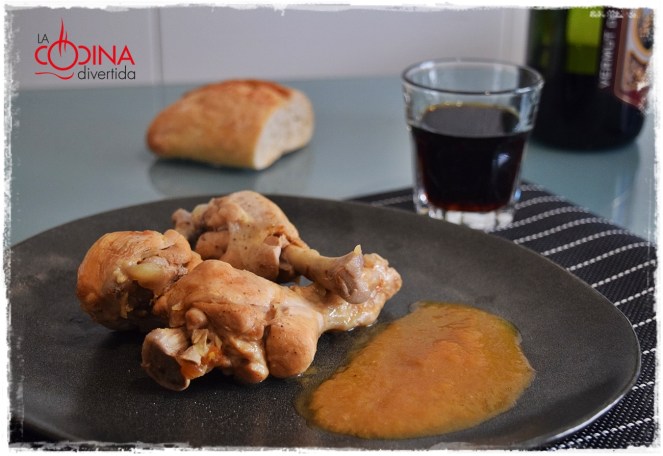 muslos de pollo estofados con vermut