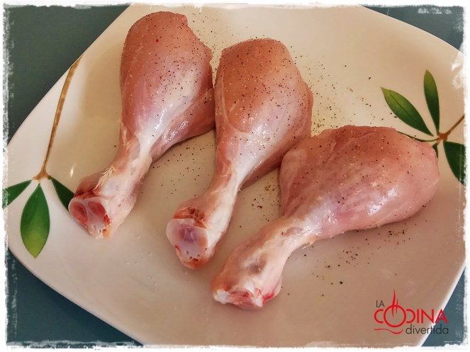 muslos de pollo estofados con vermut
