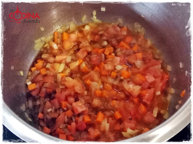 muslos de pollo estofados con vermut