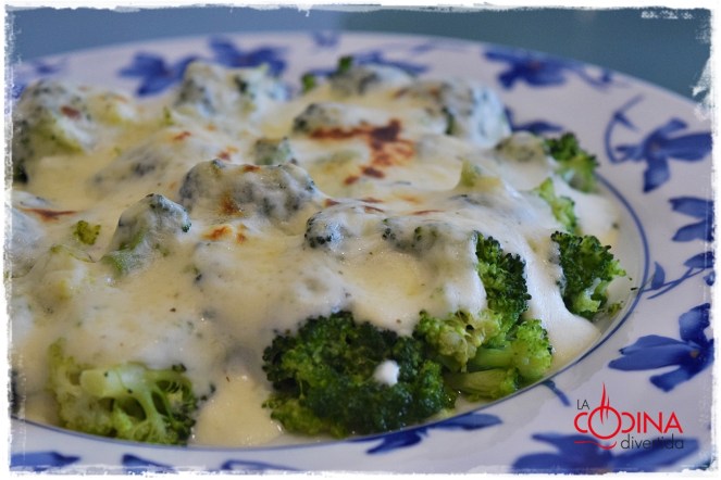 brocoli besamel queso