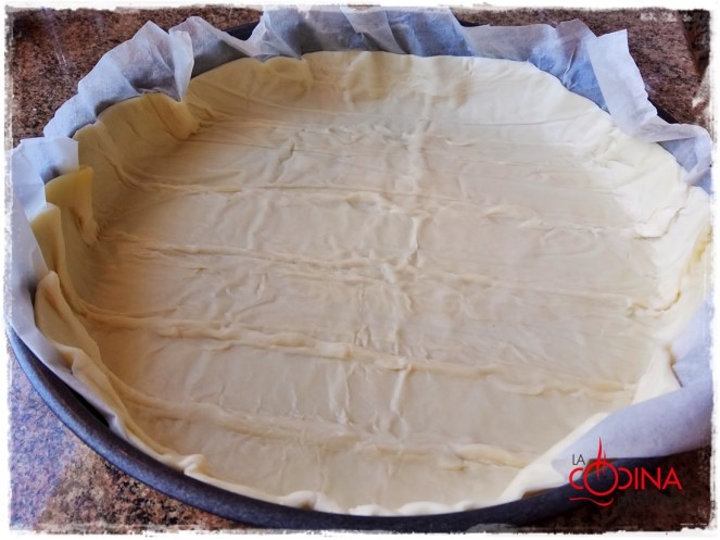 quiché de hojaldre con calabacín y bacon