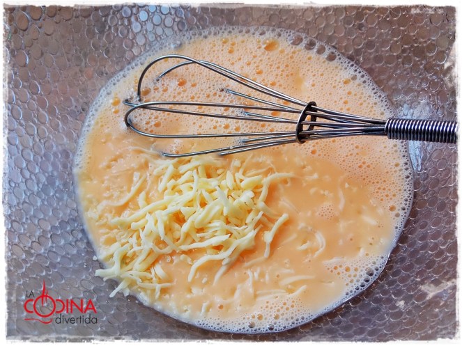 quiché de hojaldre con calabacín y bacon