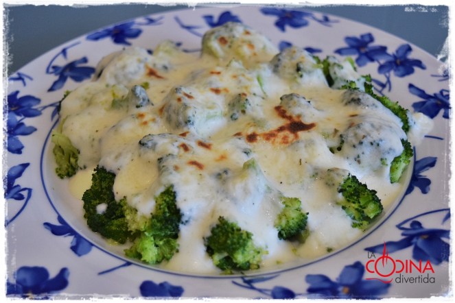 brocoli besamel queso
