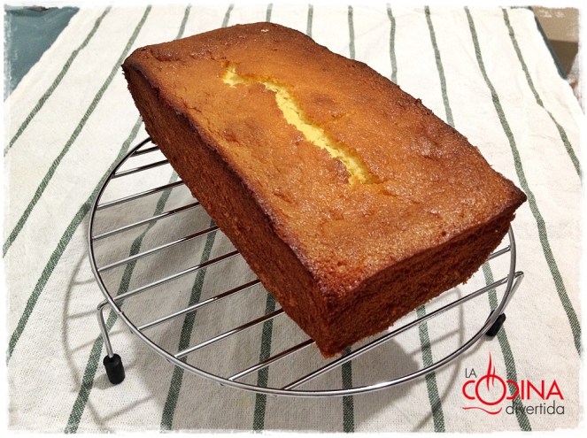 bizcocho jugoso de naranja