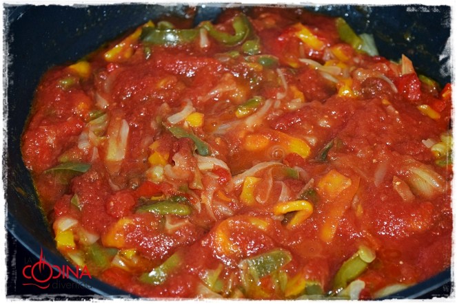 fritada pimientos con huevo frito