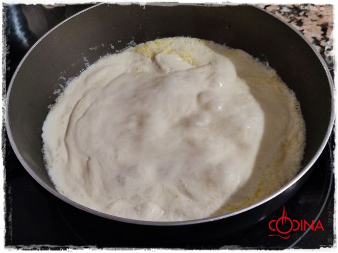 macarrones con carbonara de pastrami
