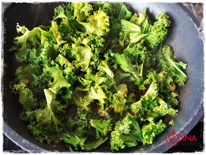 potaje de garbanzos con kale