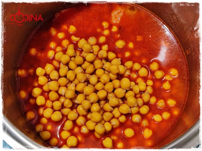 garbanzos con panceta curada
