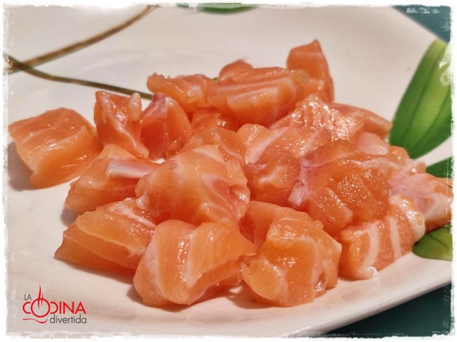 fideuá con salmón y gambas