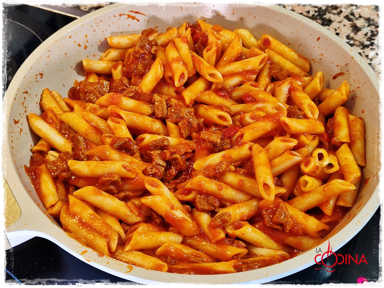 macarrones de aprovechamiento con carne de filetes
